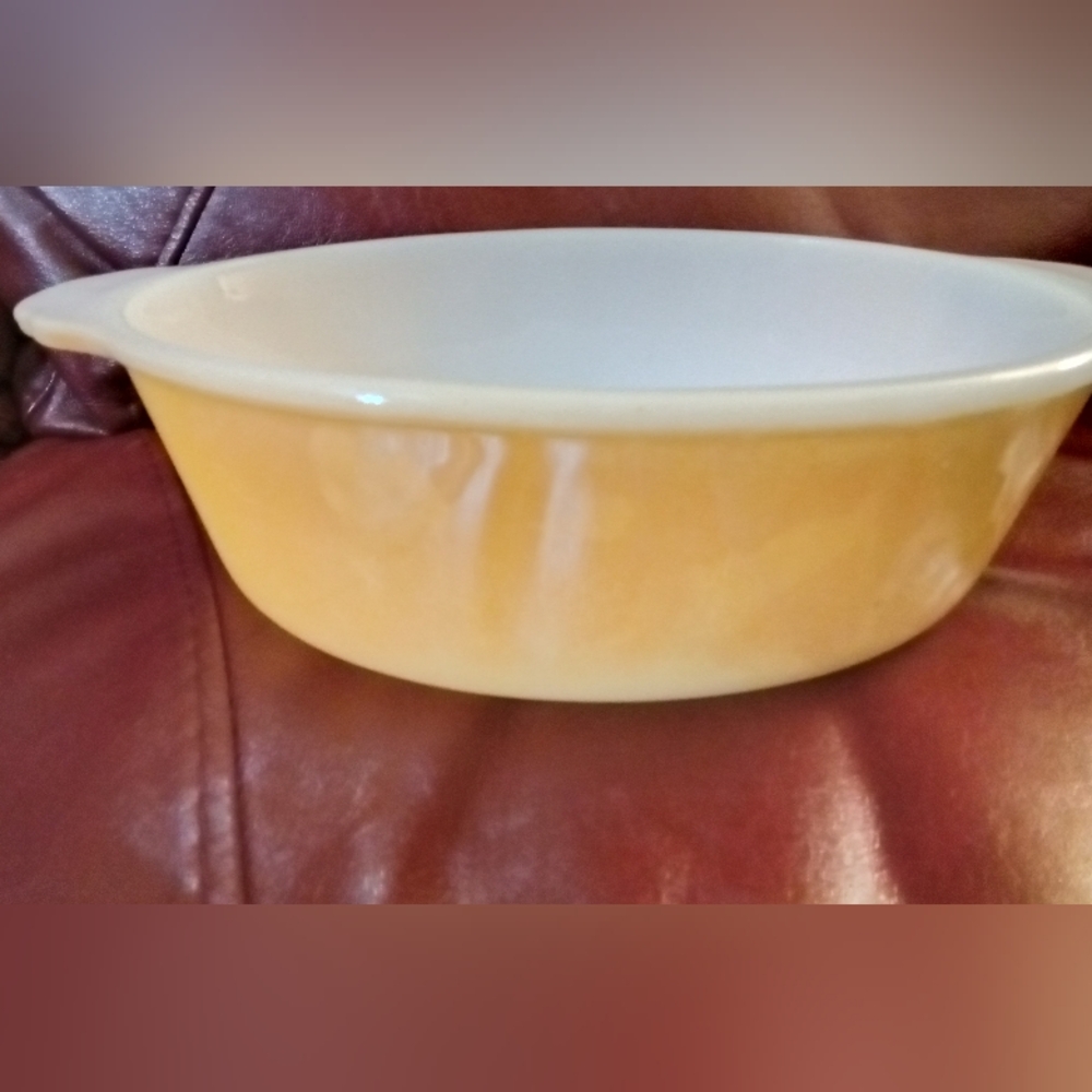 AH - Fire King- Peach Luster Casserole Dish 467 1 1/2 QT